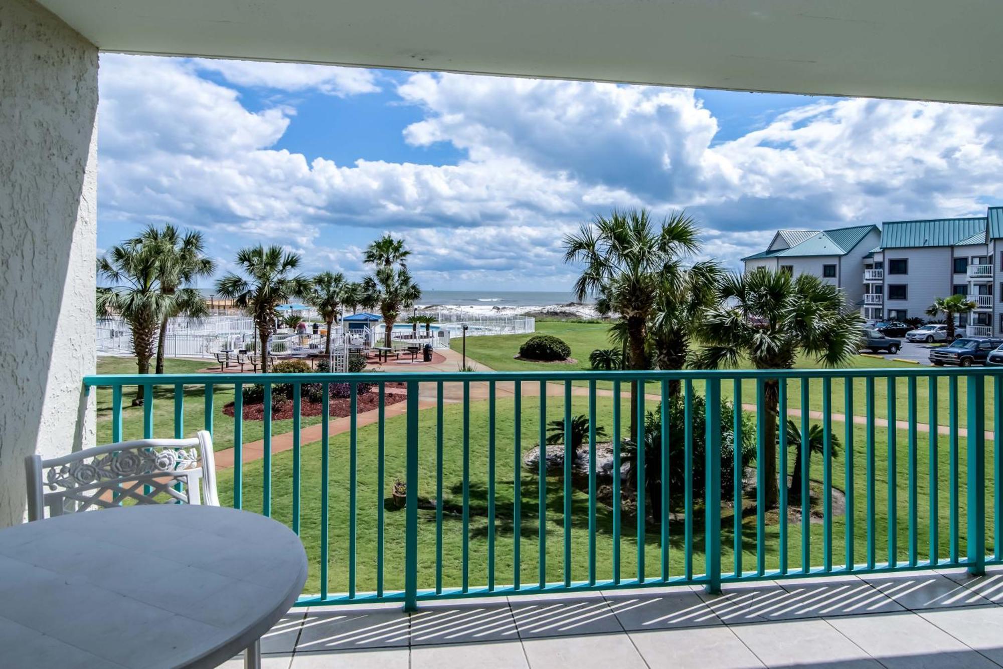 Plantation Palms Iii